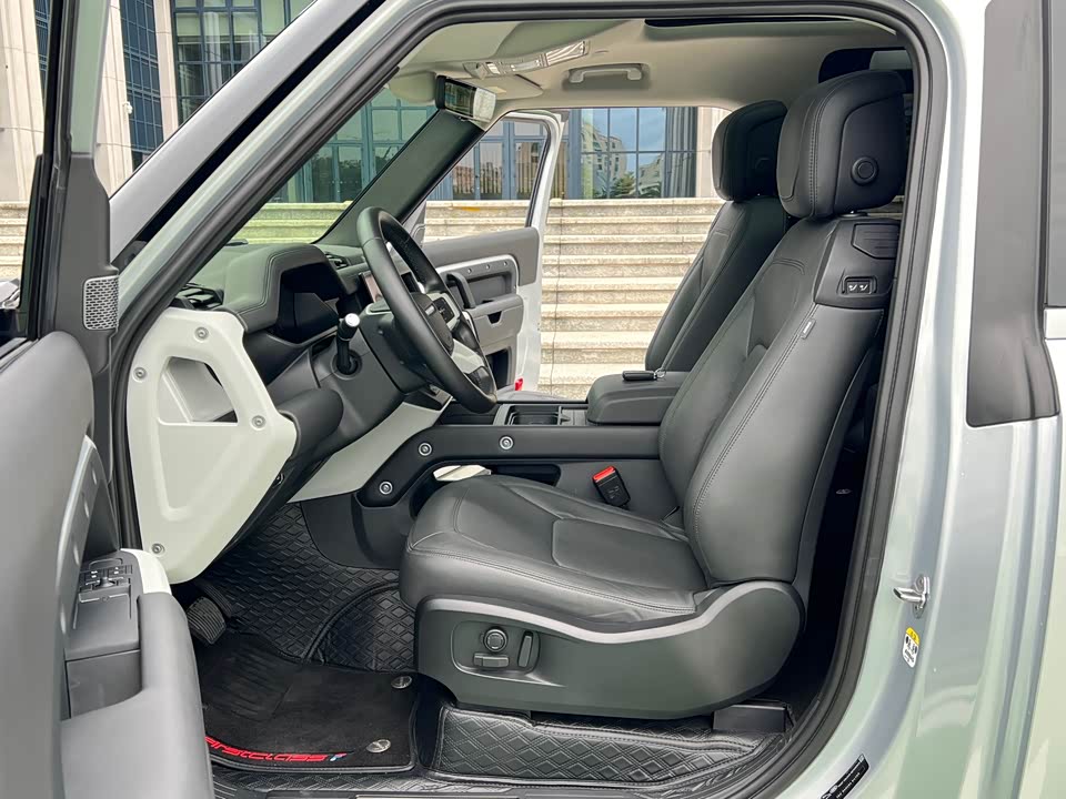 Land Rover guard Land Rover guard