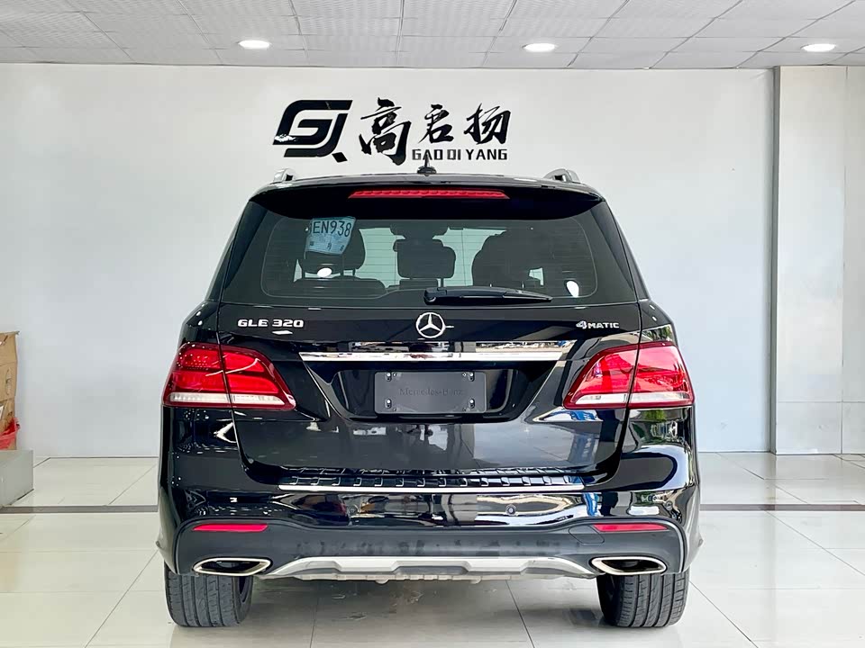 Mercedes-Benz GLE Mercedes-Benz GLE