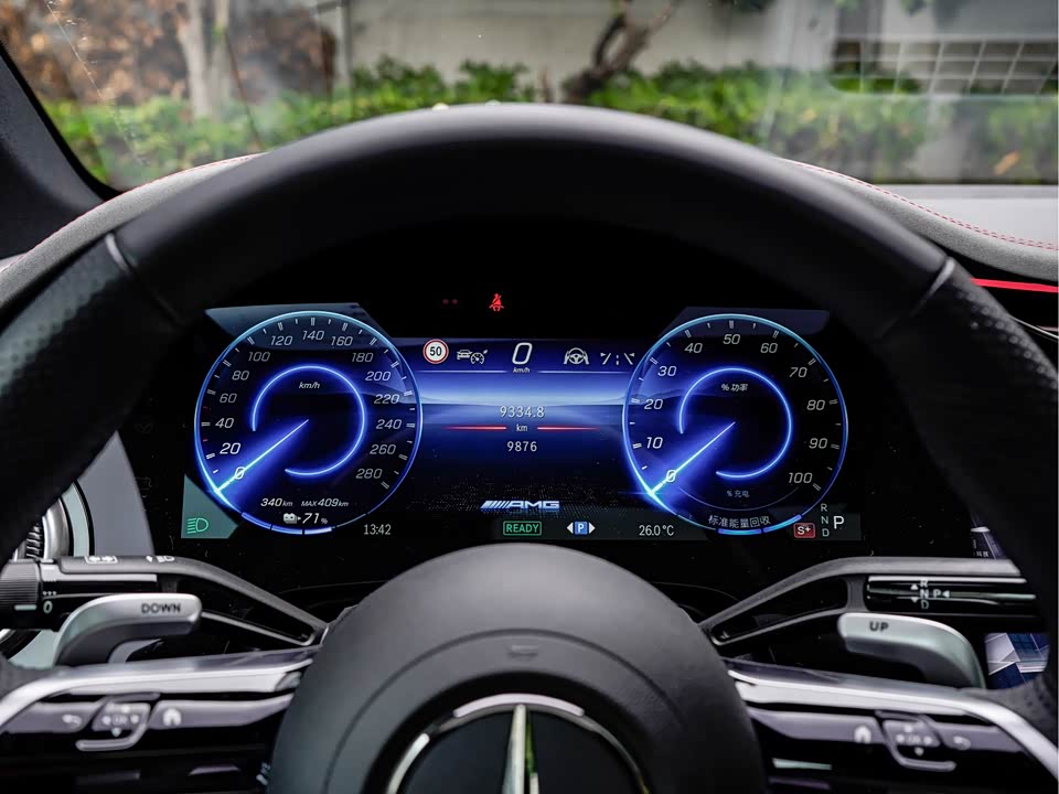 Mercedes-Benz EQE AMG
