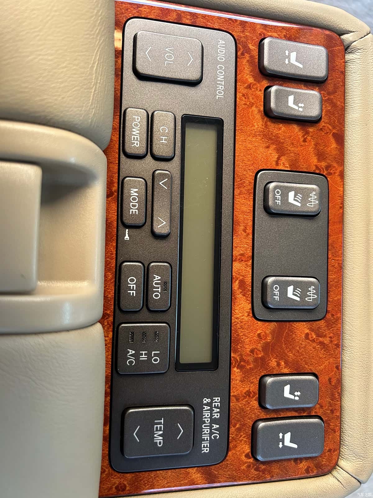 Lexus LS, 2005 13