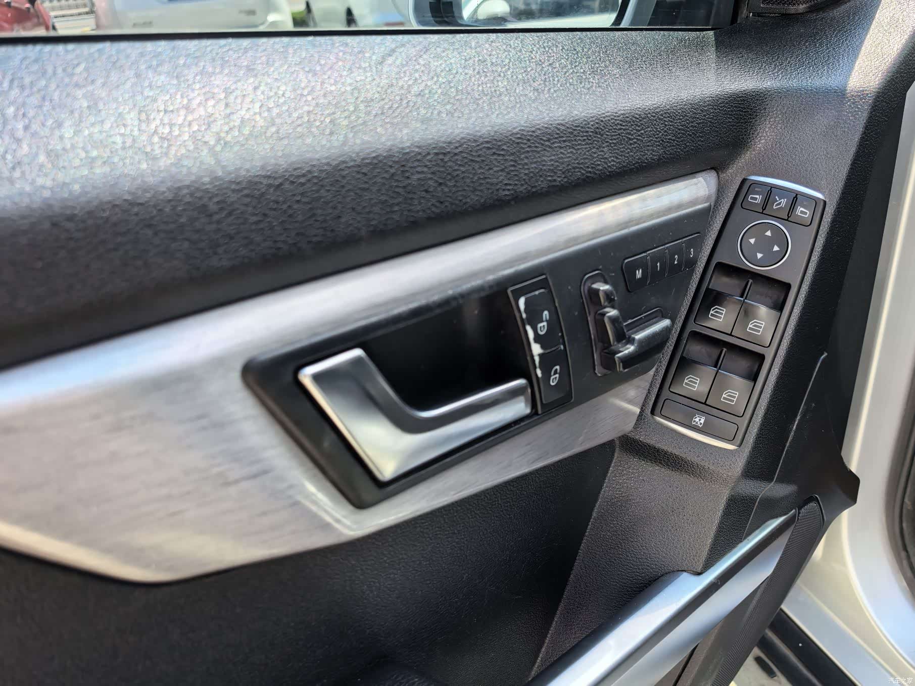 Mercedes-Benz GLK-Class, 2011 11