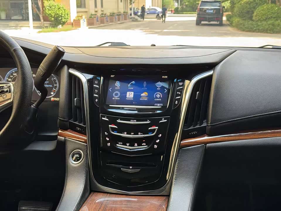 Cadillac Escalade ESCALADE