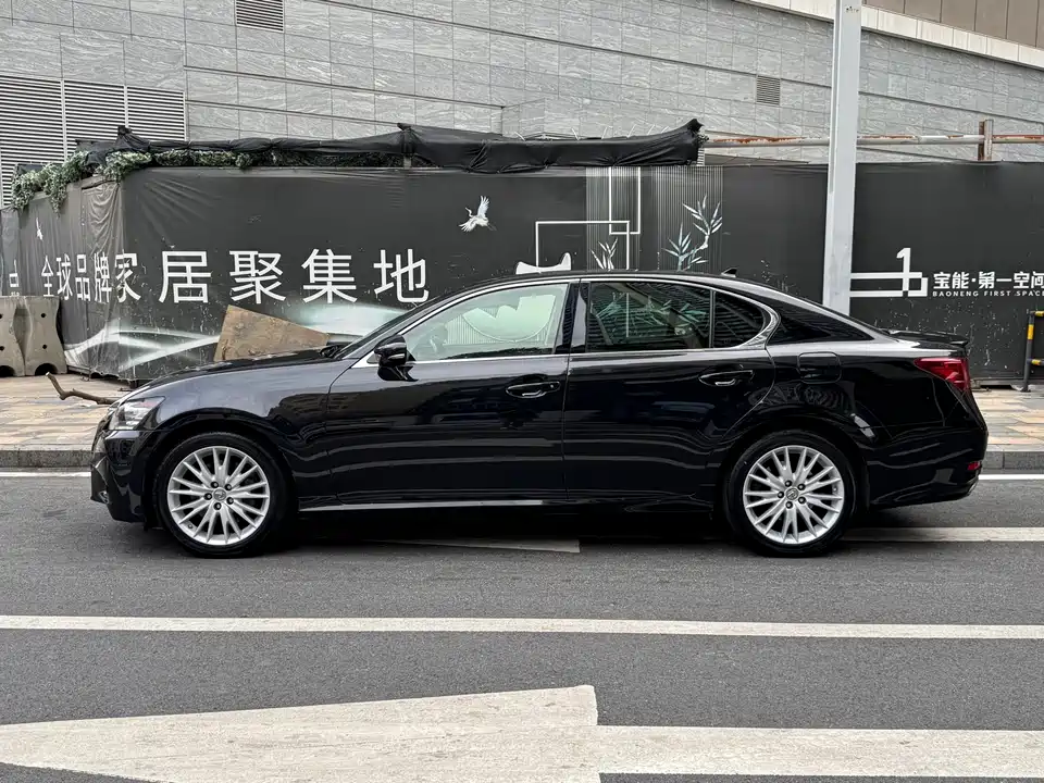 Lexus GS