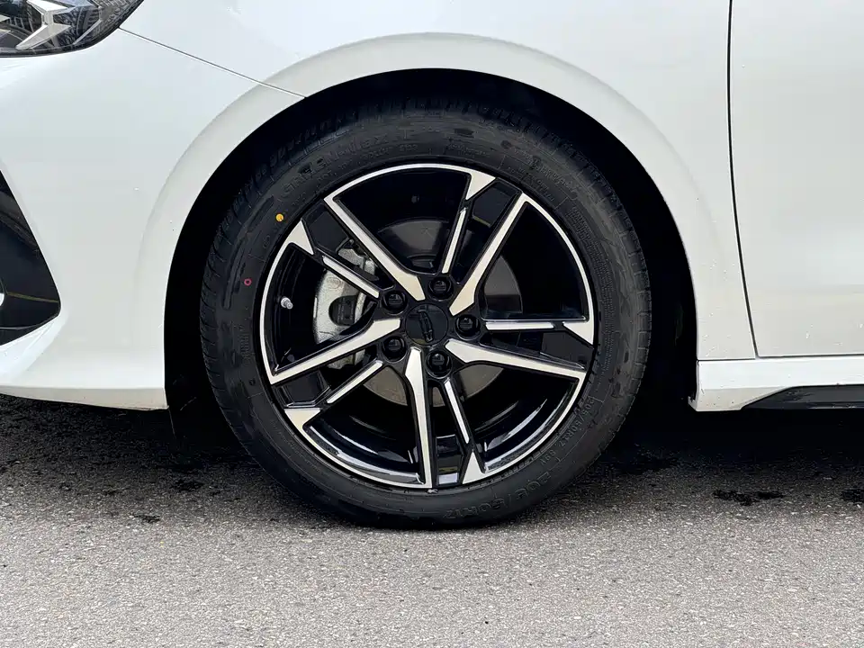 Geely Binrui Geely Binrui