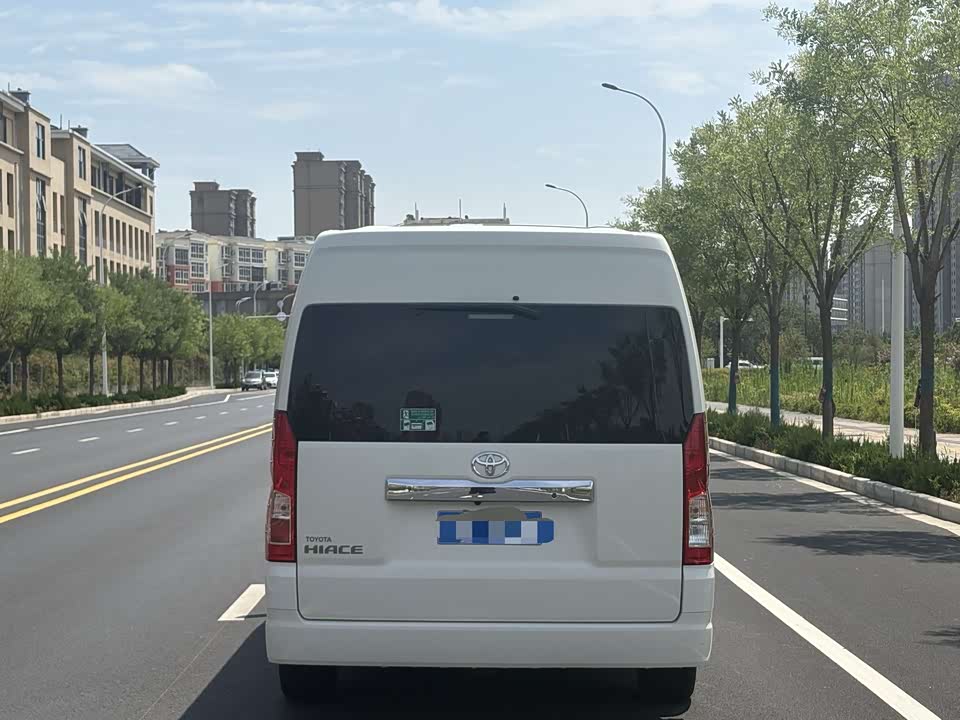 Toyota HIACE Toyota HIACE