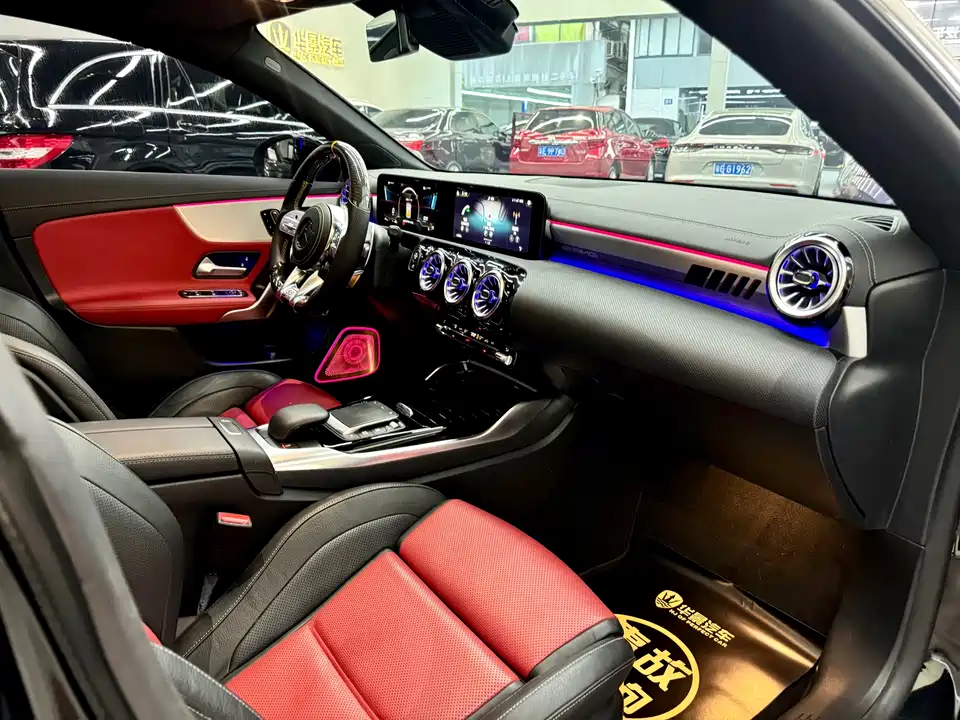 Mercedes-Benz CLA AMG