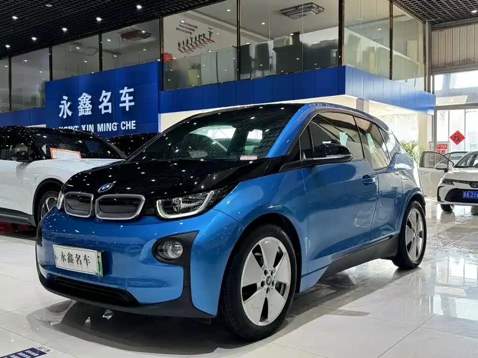 BMW i3