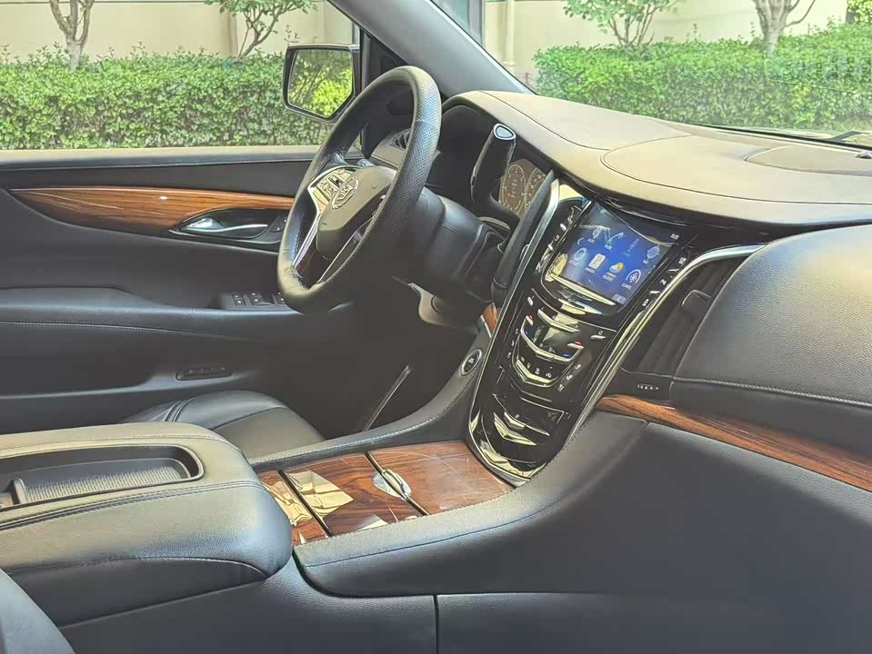 Cadillac Escalade ESCALADE