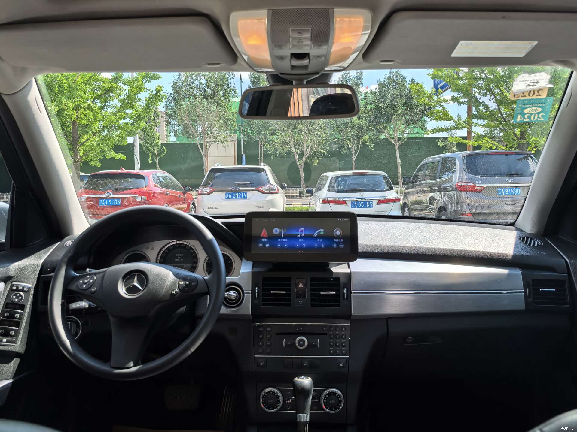 Mercedes-Benz GLK-Class, 2011 8