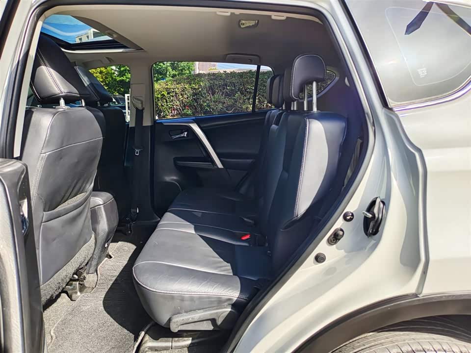 Toyota RAV4 Rongfang