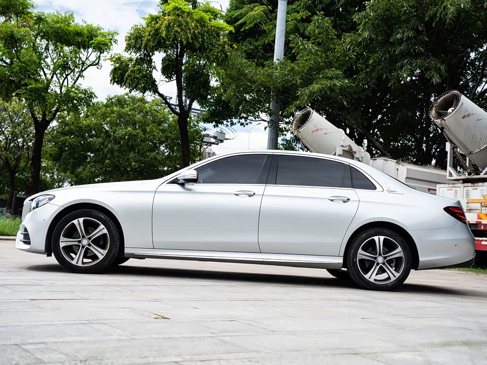 Mercedes-Benz E-class Mercedes-Benz E-class