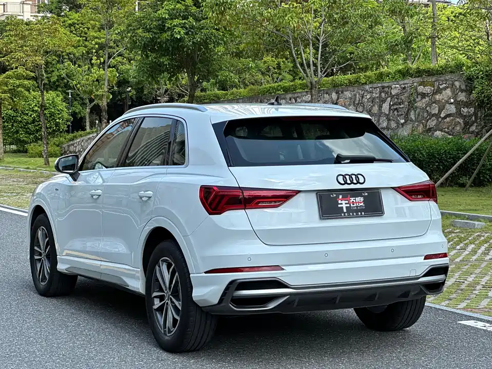 Audi Q3 Audi Q3