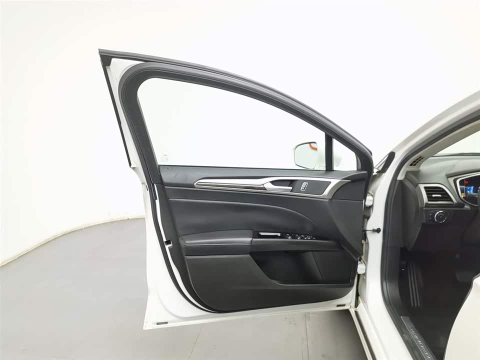 Ford Mondeo Ford Mondeo