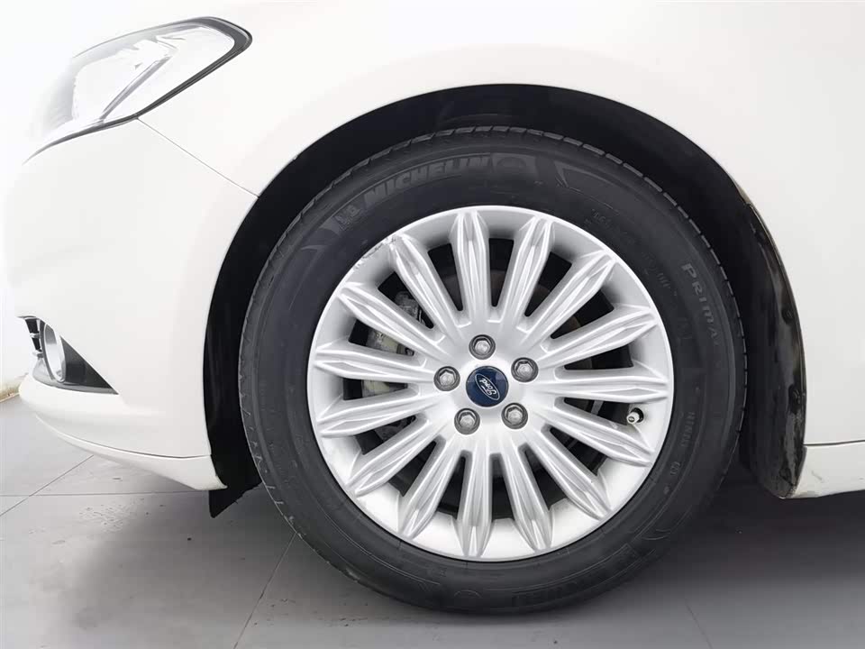 Ford Mondeo Ford Mondeo