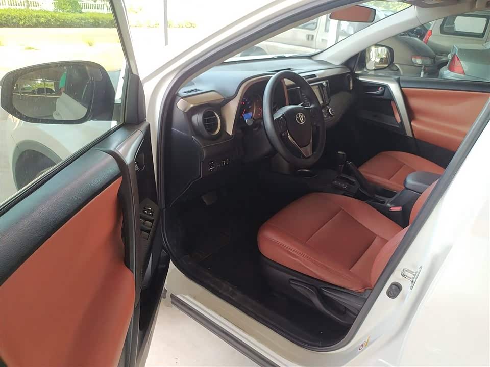 Toyota RAV4 Rongfang