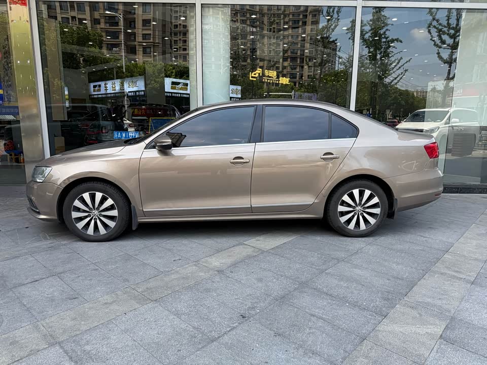 Volkswagen Sagitar Volkswagen Sagitar