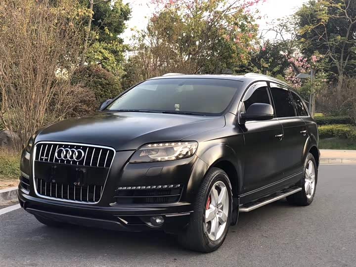 奥迪q7 2012款 3.0 tfsi 专享型(245kw)