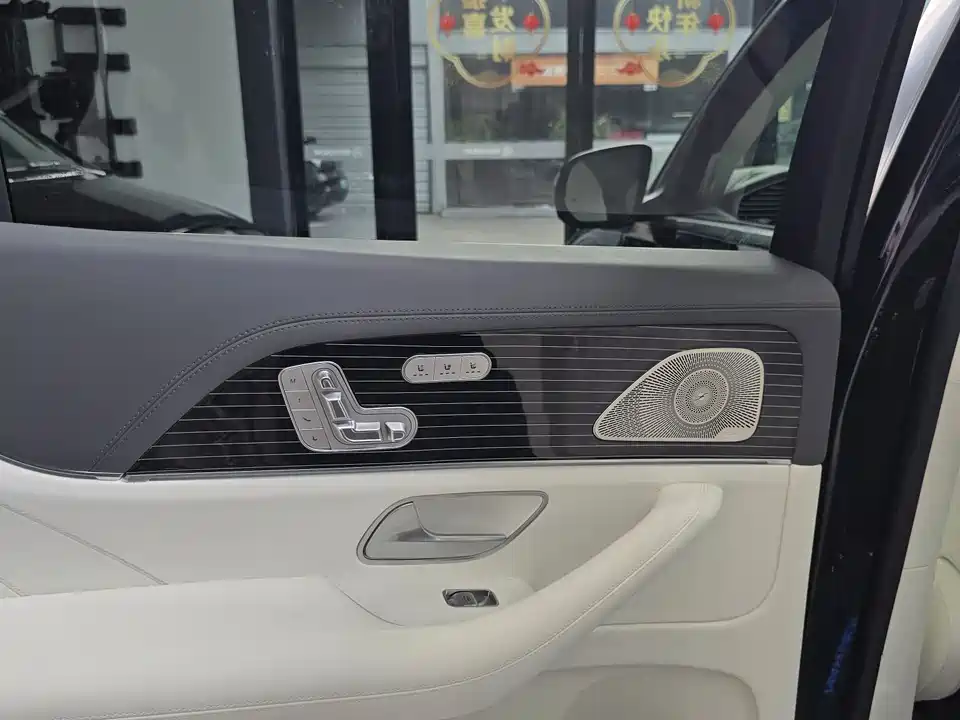 Mercedes-Benz GLS Mercedes-Benz GLS