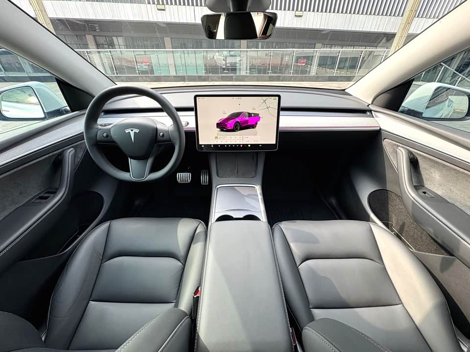 Tesla Model Y Tesla Model Y