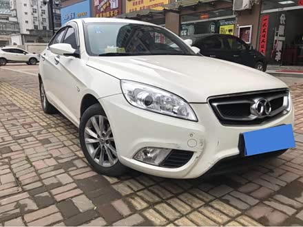 九江二手北汽绅宝 绅宝d50 2014款 1.5l 手动标准版