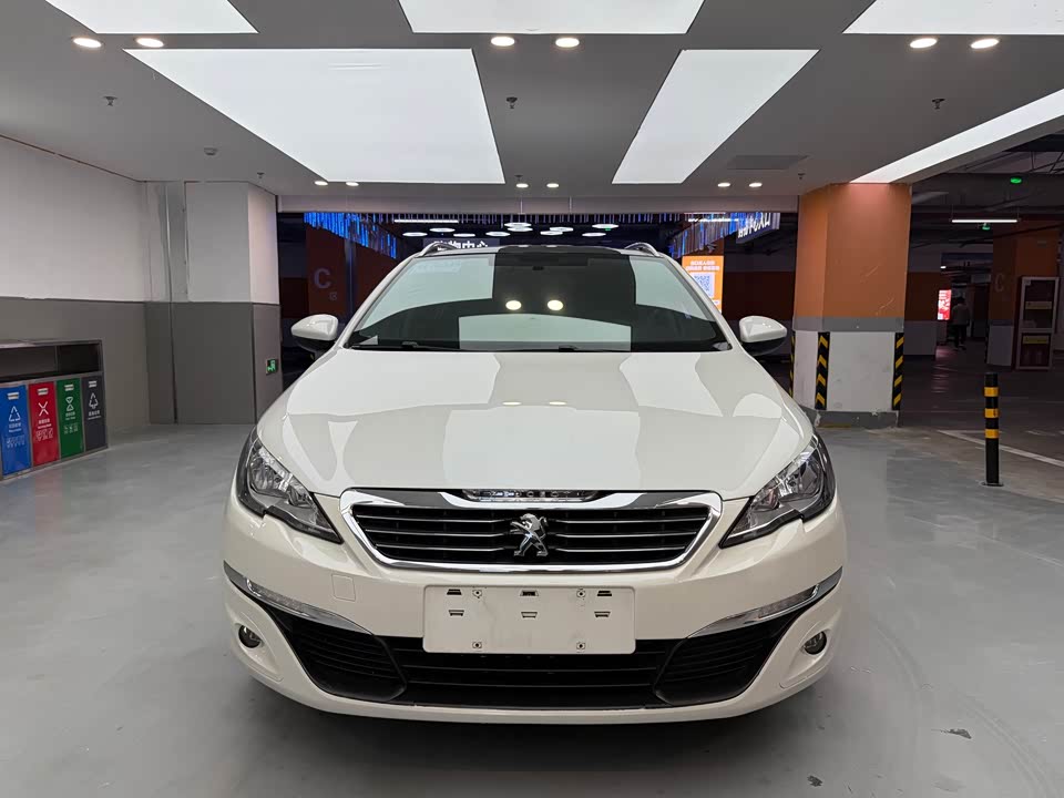 Peugeot 308S
