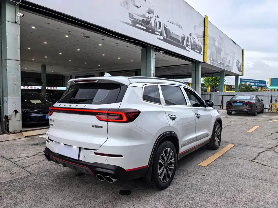 Chery Tiggo 8