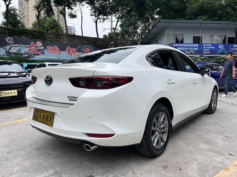 Mazda 3 Angkesaila