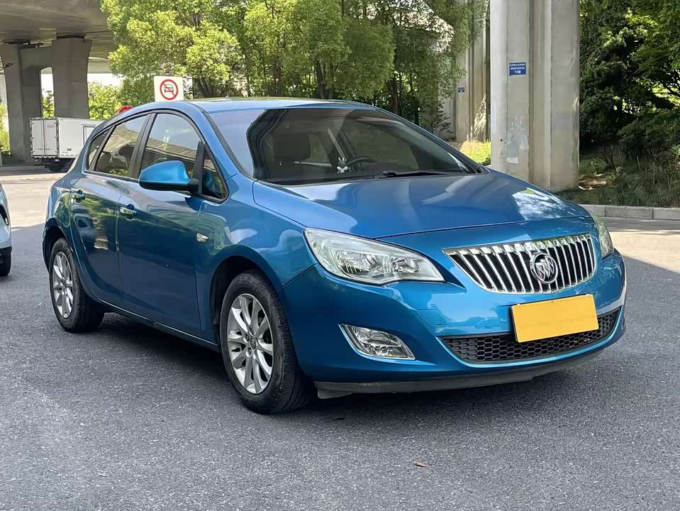 Buick Yinglang