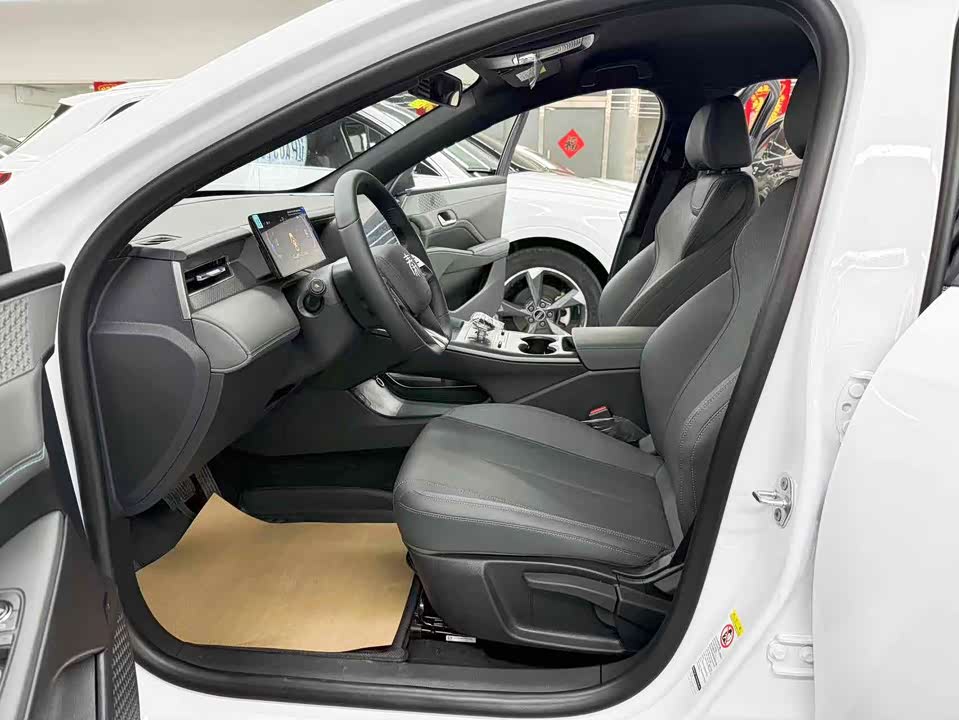 BYD Qin Yuan BYD Qin Yuan