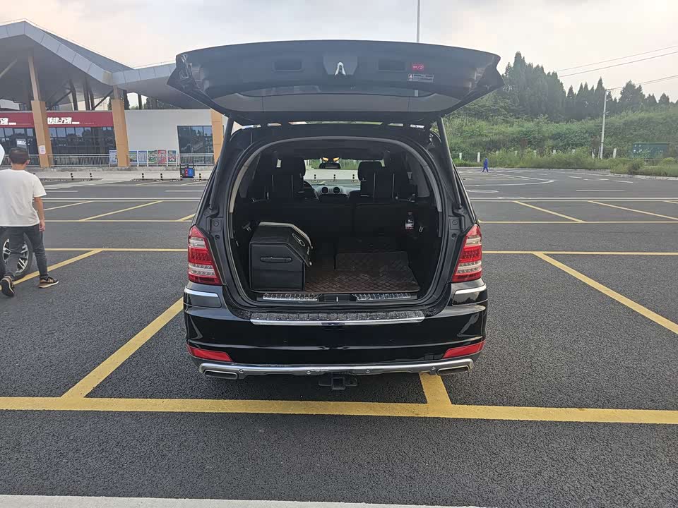 Mercedes-Benz GL grade