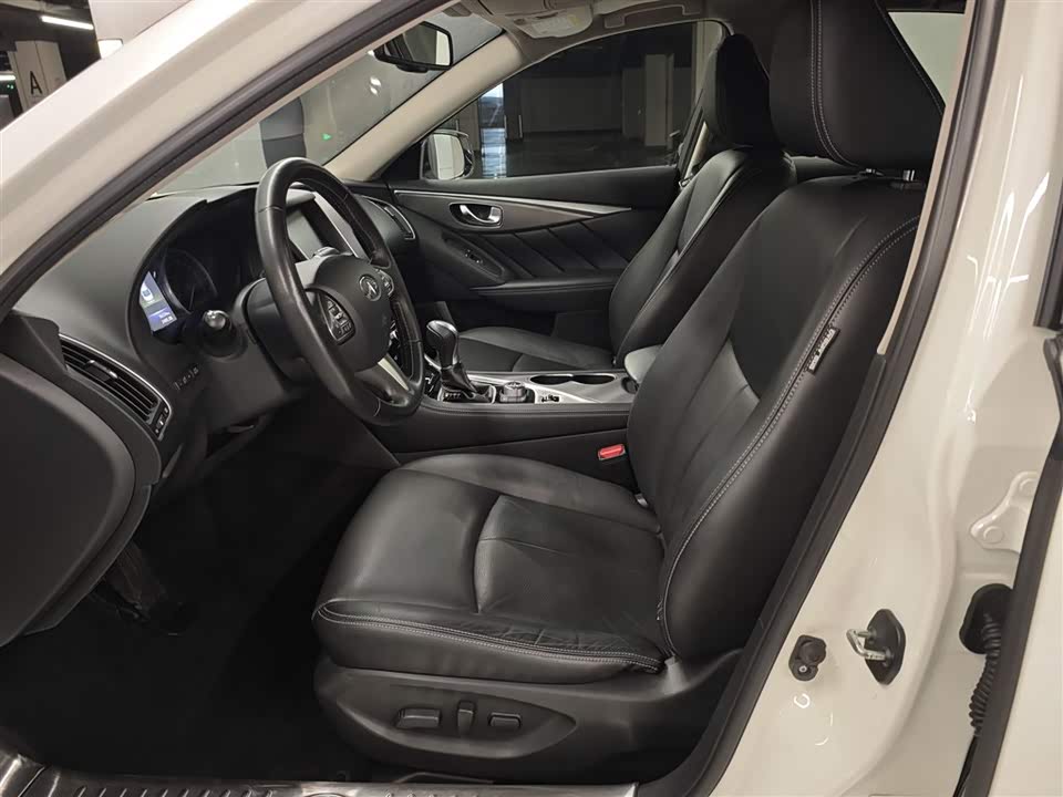 Infiniti Q50L Infiniti Q50L