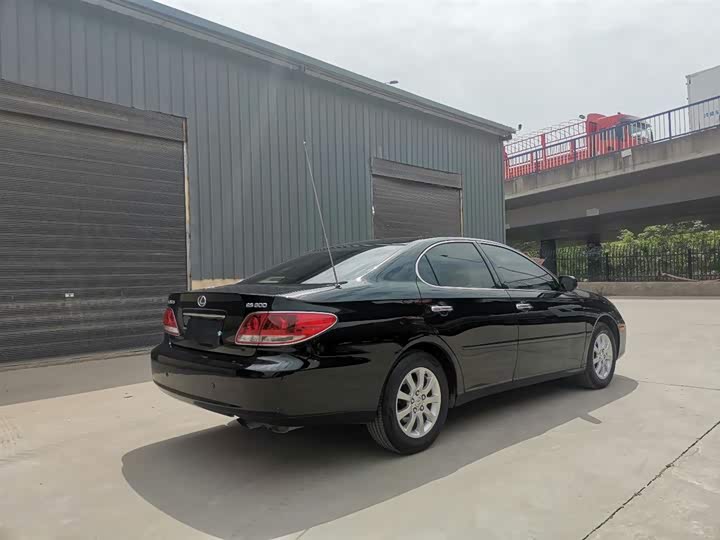 雷克萨斯es 04款 300