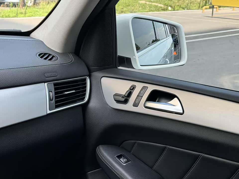 Mercedes-Benz GL grade Mercedes-Benz GL grade