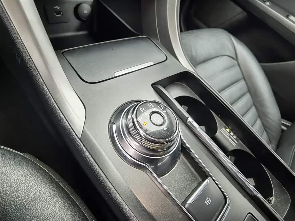 Ford Mondeo Ford Mondeo