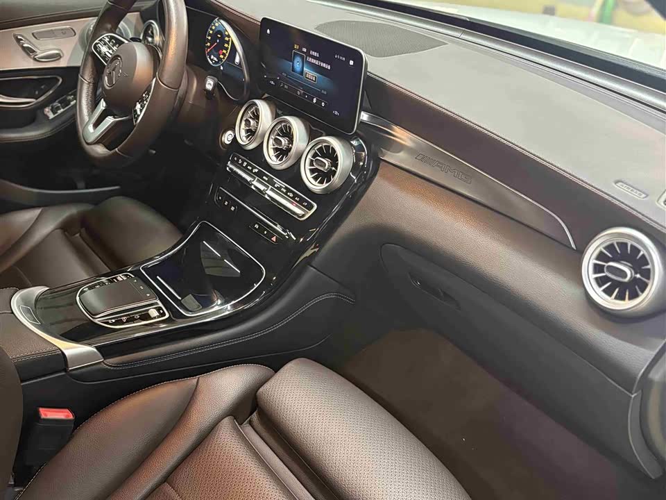 Mercedes-Benz GLC Mercedes-Benz GLC