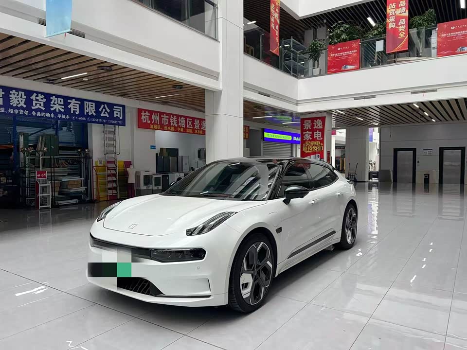 Zeekr 001