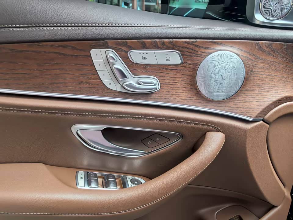 Mercedes-Benz E-class Mercedes-Benz E-class