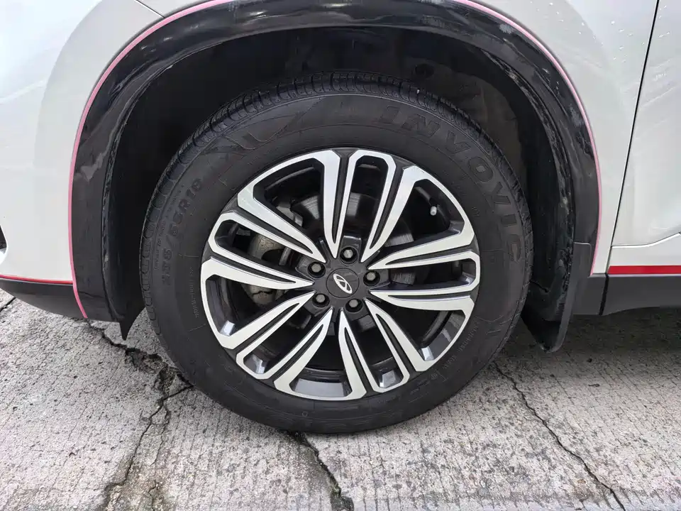Chery Tiggo 8