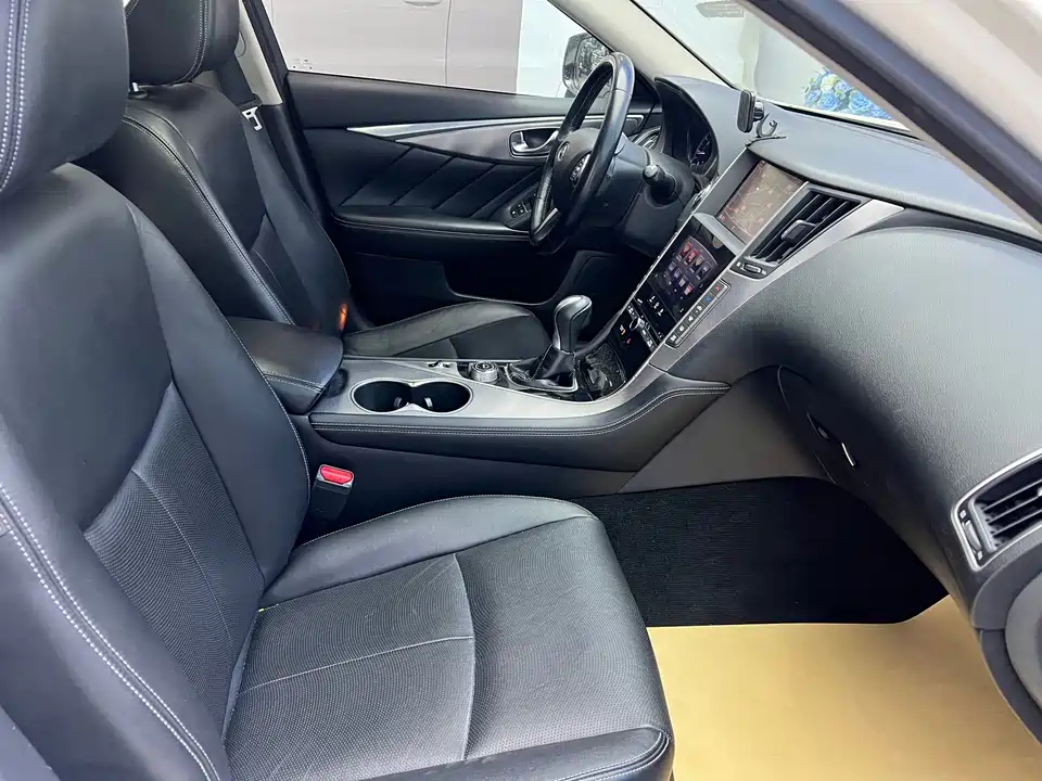 Infiniti Q50L Infiniti Q50L