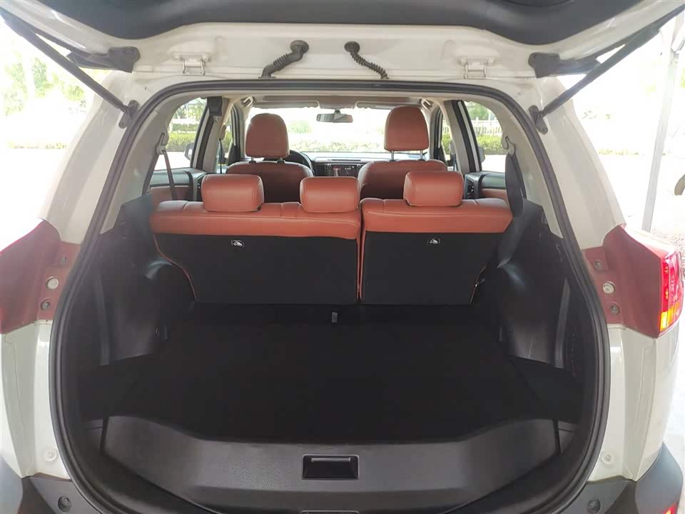 Toyota RAV4 Rongfang