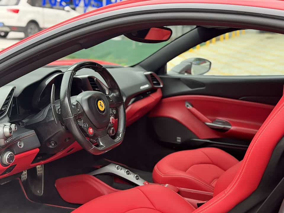 Ferrari 488