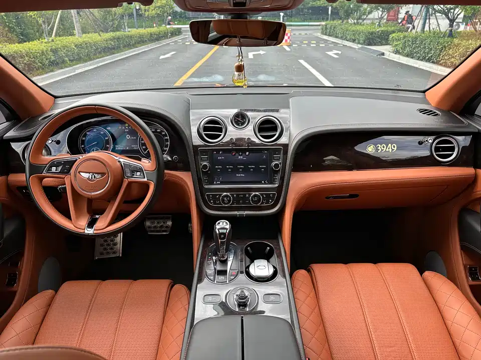 Bentley Tim Yue Bentley Tim Yue