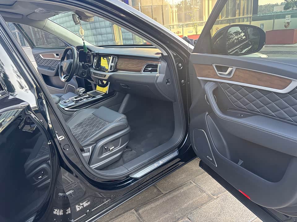 Hongqi HS7 Hongqi HS7