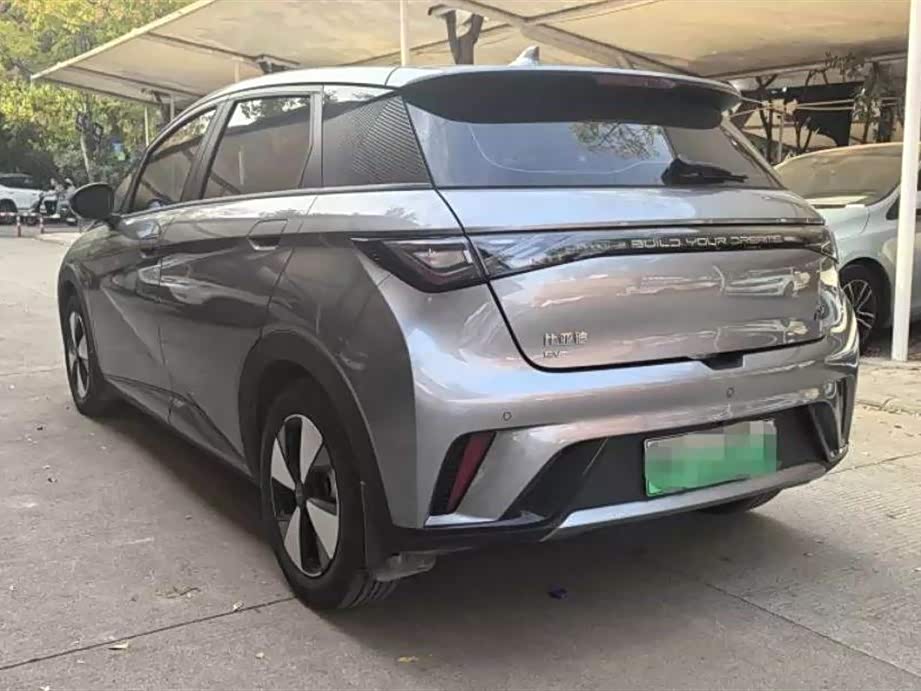 BYD dolphin