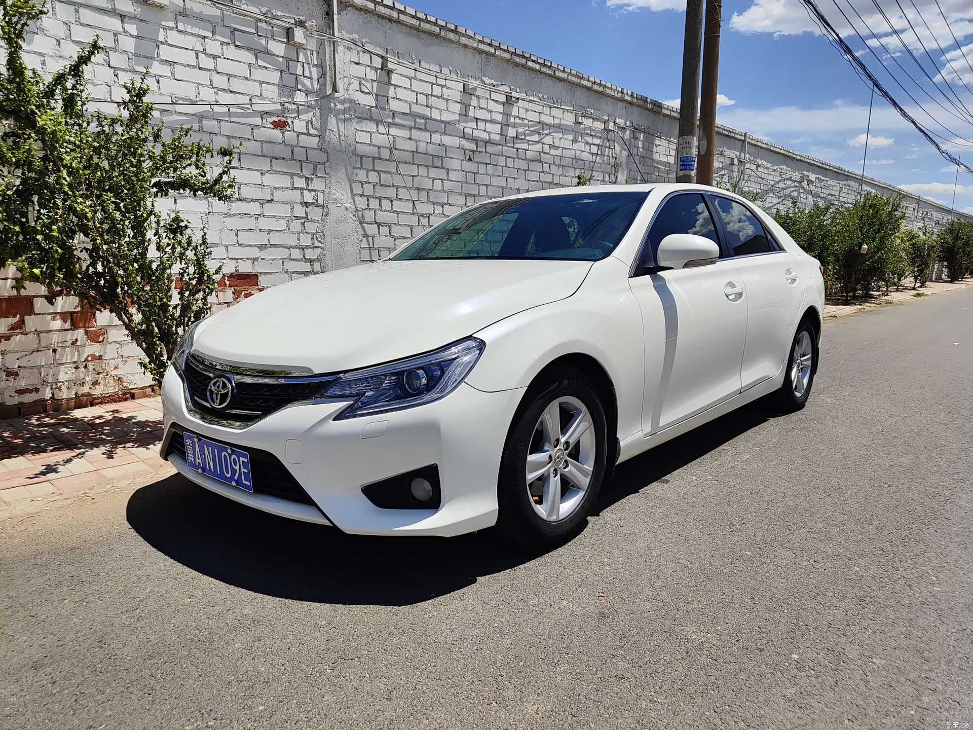 Toyota 2.5V, 2017 1