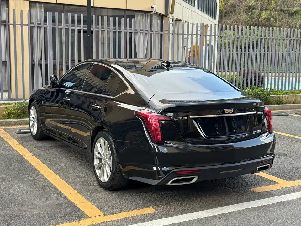 Cadillac CT5