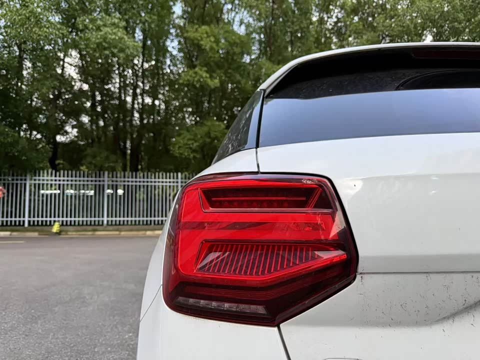 Audi Q2L Audi Q2L