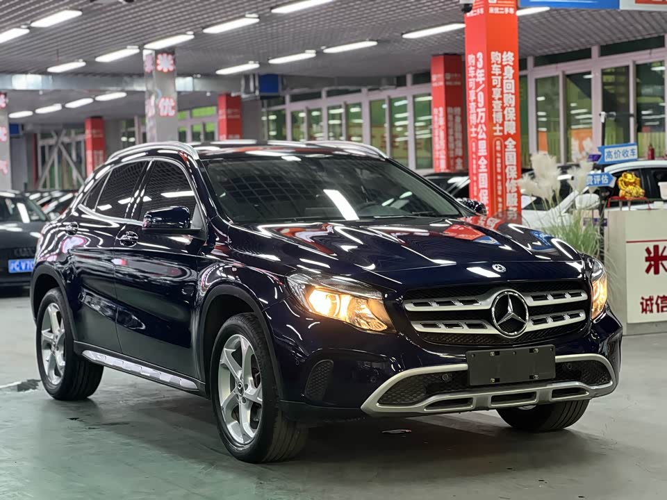 Mercedes-Benz GLA
