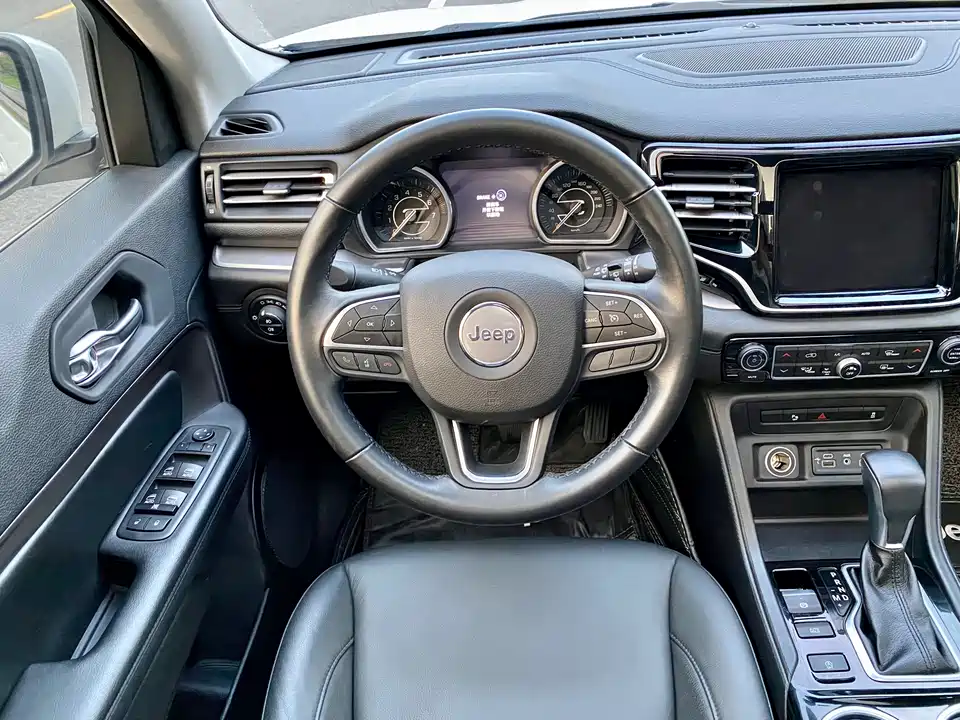 Jeep Commander Jeep Commander