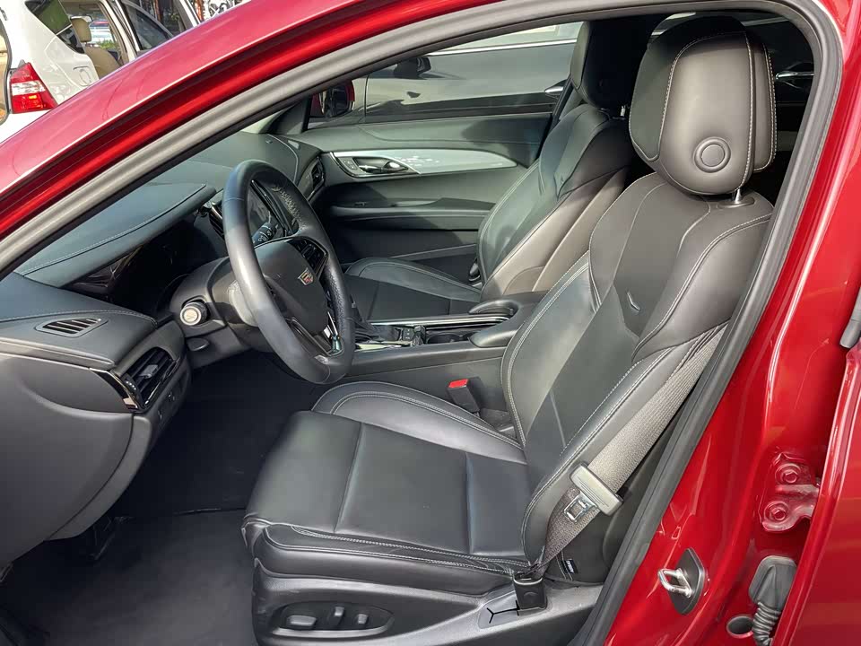 Cadillac ATS-L